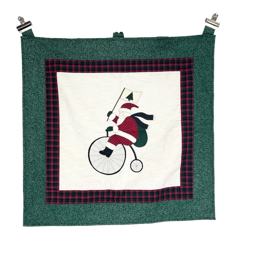Christmas Wall Quilt‎ hanging holidays Santa decoration appliqué Handmade 31X32